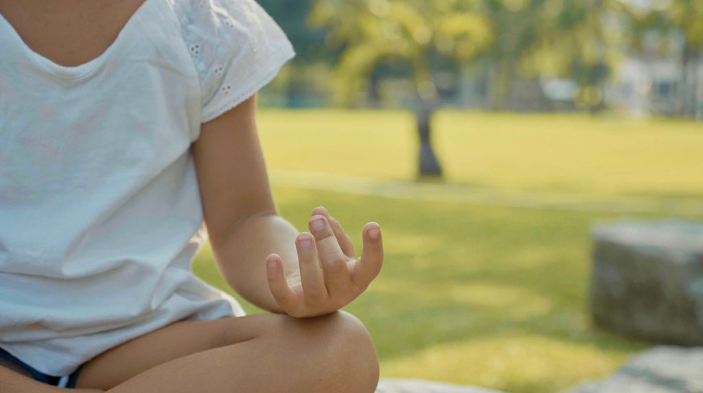 Yoga pour enfant : salut, le soleil !