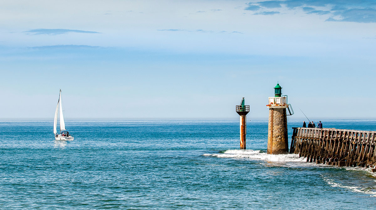 AdobeStock - Vacances en famille au Pays basque