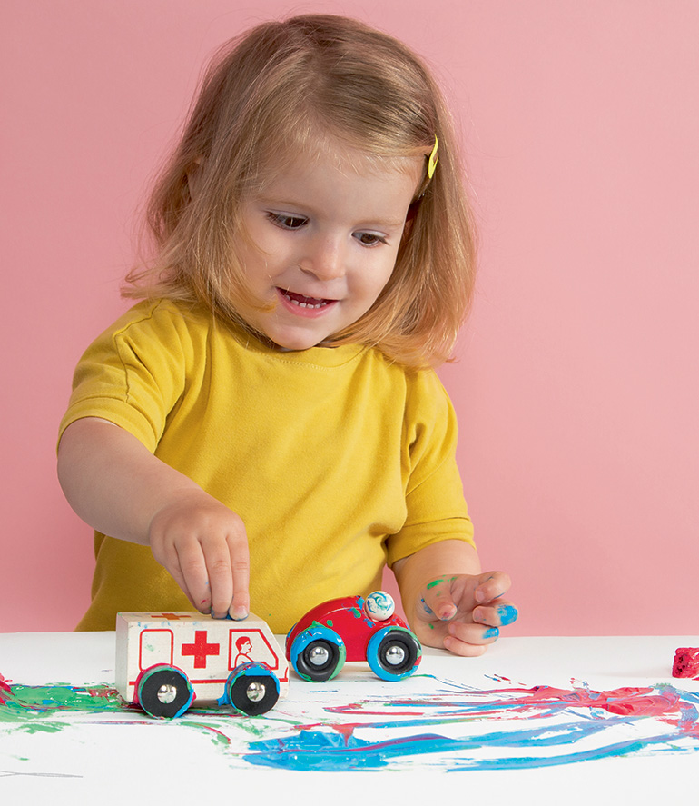 Les circuits de couleurs, une activité peinture du magazine Popi, à organiser pour votre tout-petit.