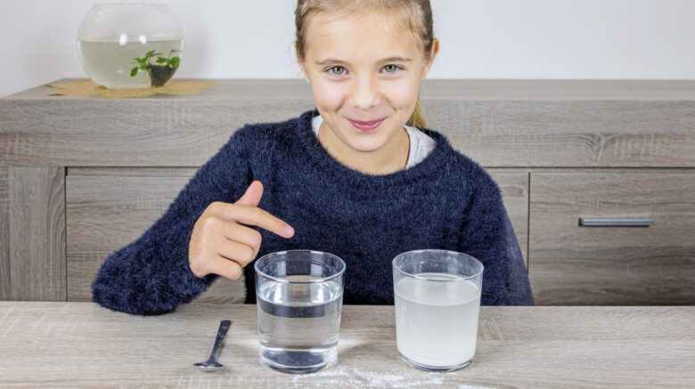 Expérience scientifique pour les enfants : la chimie des mélanges